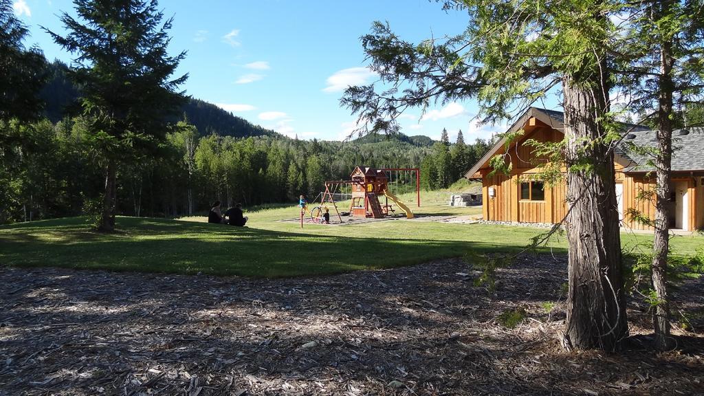 Alpine Meadows Resort Clearwater Exterior photo